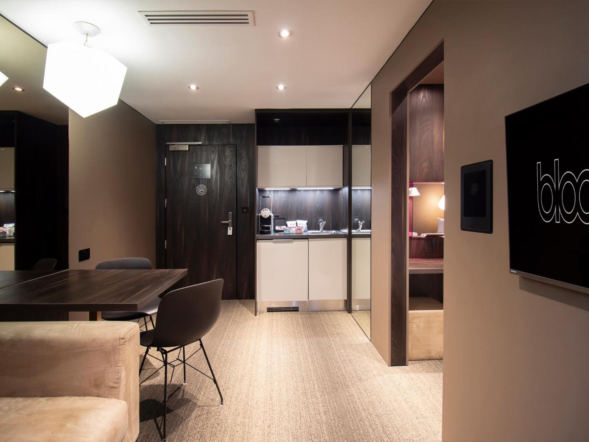 Bloc Hotel Birmingham Bagian luar foto