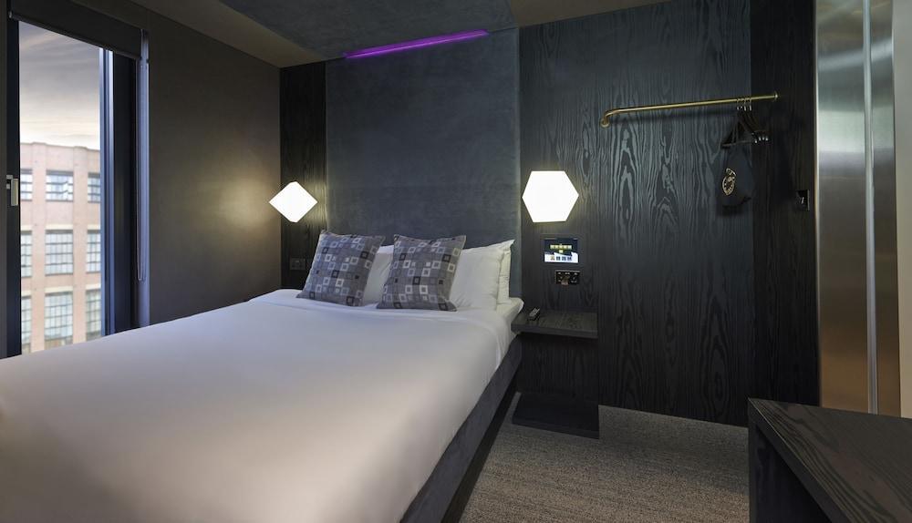 Bloc Hotel Birmingham Bagian luar foto